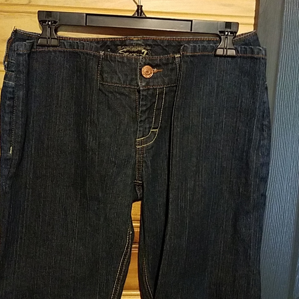 Seven7 Jeans - Picture 7 of 8